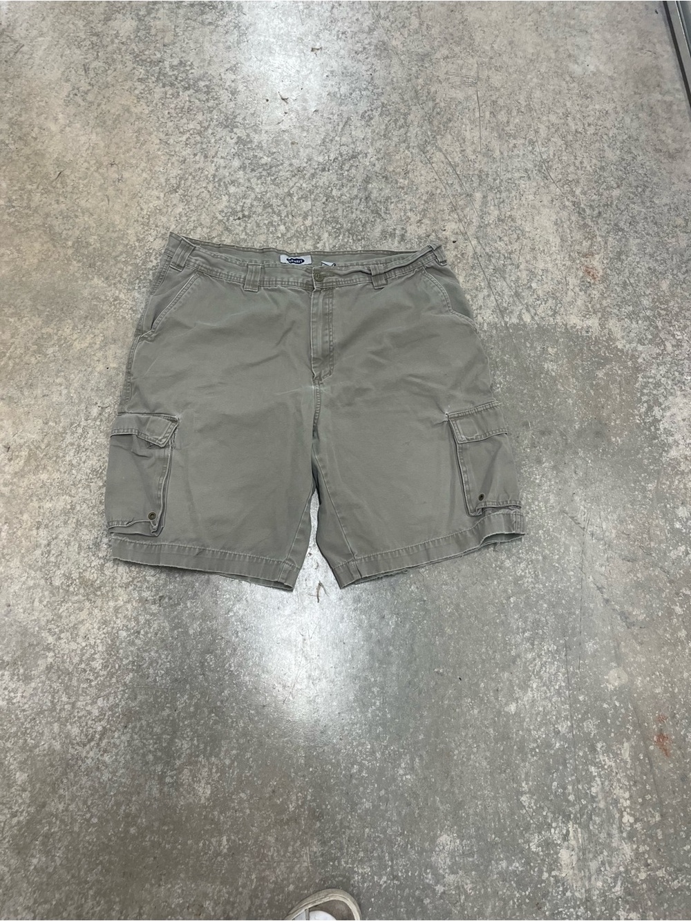 Old navy Y2K khaki Cargo Shorts in Casual Utility Short